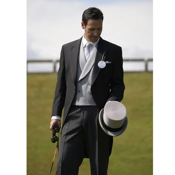 Anglia stílusú férfi öltönyök Fashion Peak hajtóka egygombos frakk Hivatalos báli esküvői vőlegény 3 darab elegáns úriember jelmez homme