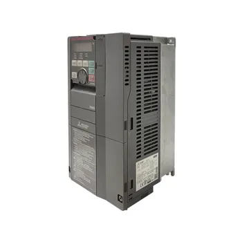 Eredeti Általános energiatakarékos inverter 3 fázisú 380-500V 15KW FR-F840-00310-2-60 50Hz/60Hz Kényszerlevegős hűtés dobozban