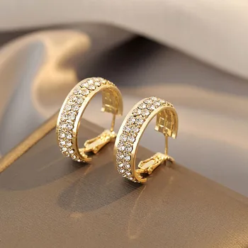 Kiegészítők nőknek Super Sparkling Ring fülbevaló nőknek Ezüst tűs fülbevaló Temperament Circle fülbevaló Esküvői ékszerek