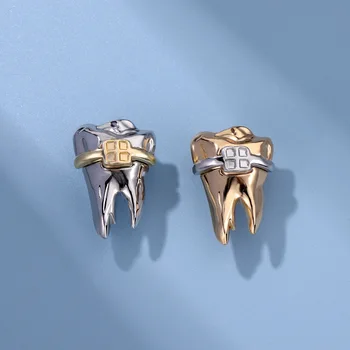 Kiváló fogorvosi kitűzők Egyedi arany ezüst színű brossok hajtóka jelvények Klasszikus fog szájhigiénés ékszer ajándék gyerekeknek Barátok